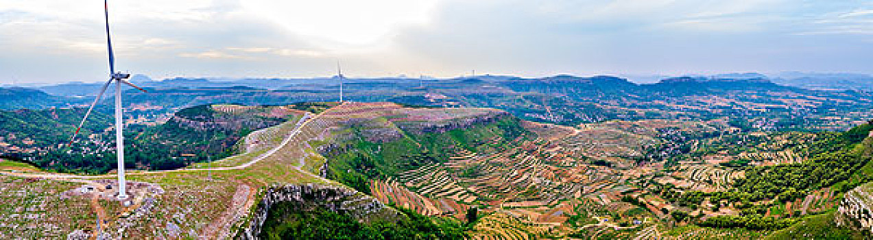 山东沂蒙山梯田