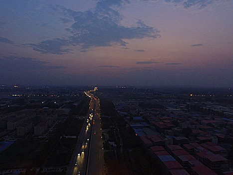 郑州市大河路夕阳景色