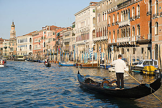 平底船船夫,大运河,威尼斯,意大利