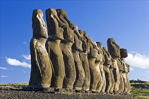 南美,智利,拉帕努伊,复活节岛,排,巨大,石头,摩埃石像