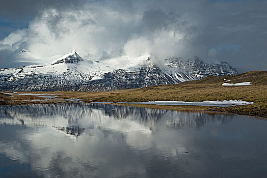 冰岛,湖,雪山,野外,云,反射,水,早春