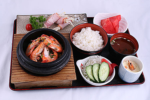 辣味石锅虾-培根金针菇卷套餐