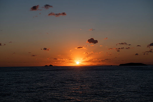 渤海湾海上日出