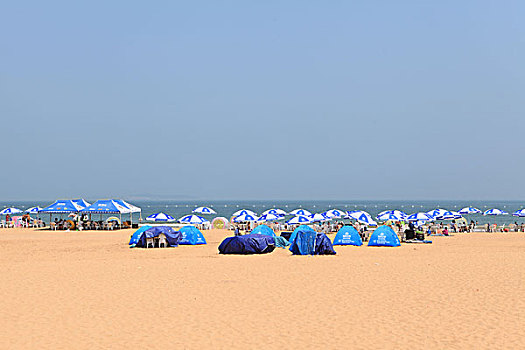 海,沙滩,帐篷