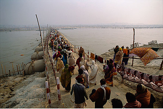 人,穿过,桥,阿拉哈巴德,印度