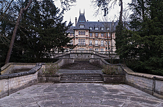 法国蒙维拉尔杰城堡酒店