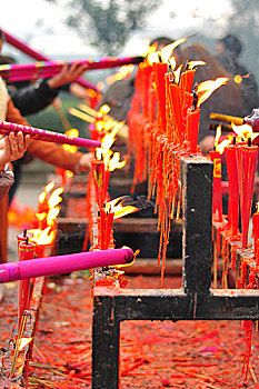 焚香祈福