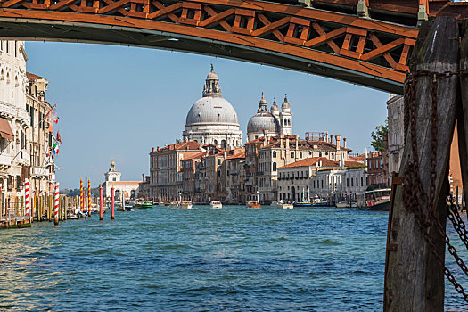 步行桥,上方,大运河,水,出租车,文艺复兴,建筑风格,住宅,宫殿,建筑,圣马利亚,行礼,大教堂,威尼斯,威尼托,意大利