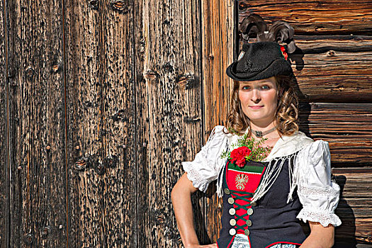 美女,传统服装,提洛尔,特色,区域,阿亨湖地区,奥地利,欧洲