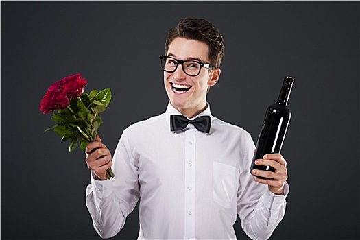 高兴,男人,花束,玫瑰,葡萄酒