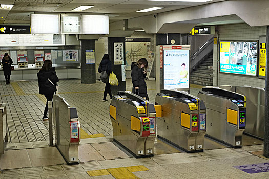 日本地铁闸机