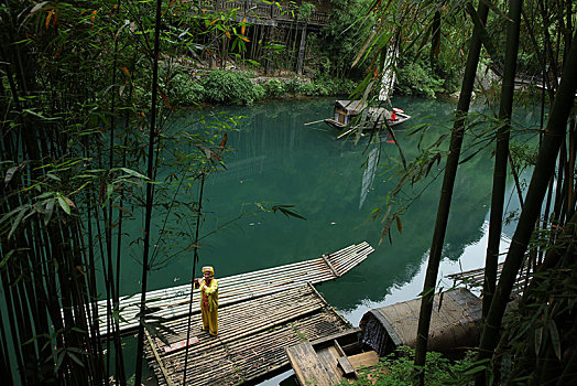 宜昌,三峡人家,长江,运输,航道,民俗,表演,风景,景点,旅游,高山,瀑布,河流,神秘,树木,植被,峡谷,壮观