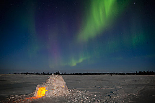 圆顶小屋,北极光,瓦普斯克国家公园,曼尼托巴,加拿大