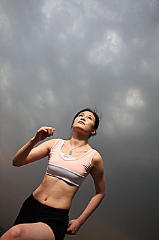 年轻,亚洲女性,跑,日落
