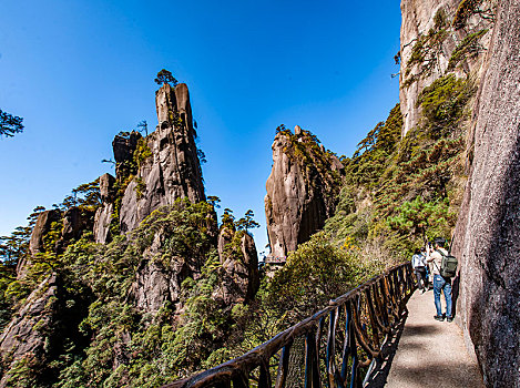 江西上饶三清山西海岸峡谷栈道