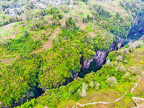 航拍湖北恩施大峡谷云龙地缝景区