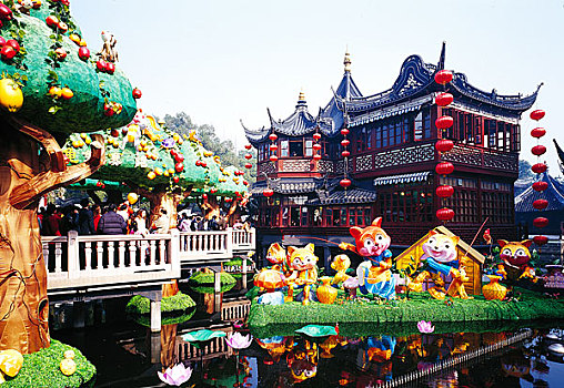 上海城皇庙九曲桥灯会
