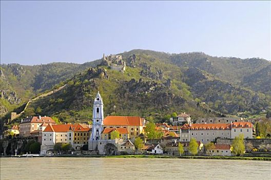 远眺,多瑙河,城镇,城堡,遗址,杜恩斯坦,瓦绍,下奥地利州,奥地利,欧洲