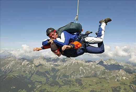 跳伞运动员,一前一后,瑞士