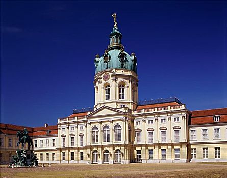 夏洛腾堡宫