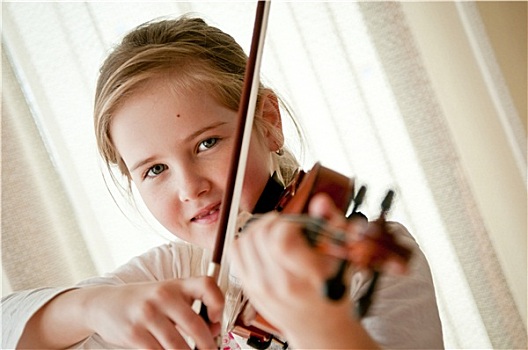 孩子,演奏,小提琴,在家