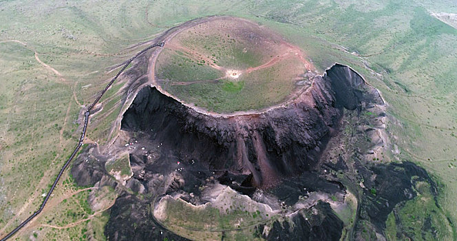 地质奇观,乌兰哈达六号火山