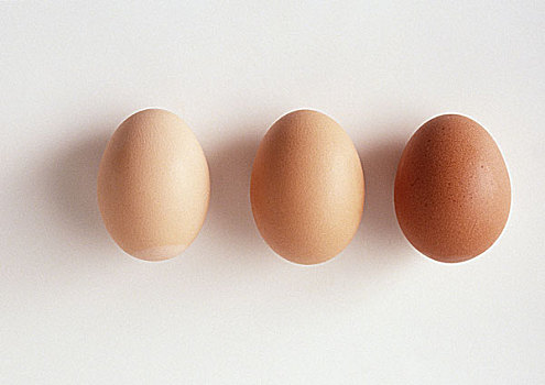 三个,蛋,白色背景,特写