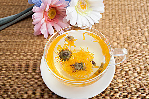 http://www.qunran.cn/html/81c399915.html