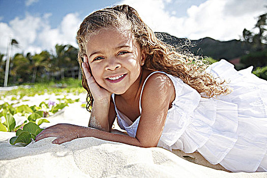 夏威夷,瓦胡岛,女孩,姿势,放入,沙子,脸颊