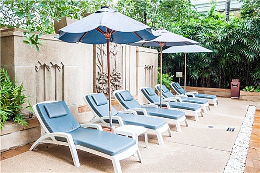 沙滩椅,伞,酒店,游泳池