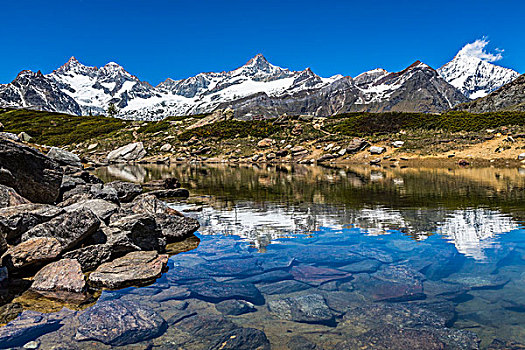 阿尔卑斯山,反射,小,高山湖,策马特峰,瑞士