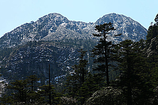 螺髻山风光