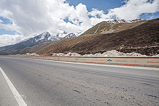 川藏线公路