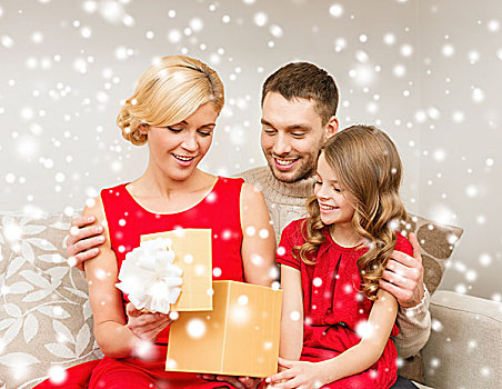 家庭,圣诞节,圣诞,冬天,高兴,人,概念,幸福之家,打开,礼盒