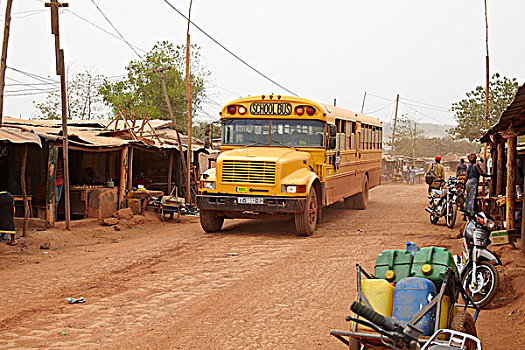 校车,非洲