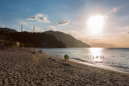 菲律宾puertogalera岛白沙滩日落