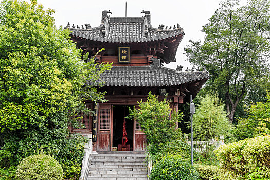 中国江苏省徐州汉文化景区竹林寺钟楼,中国第一比丘尼道场