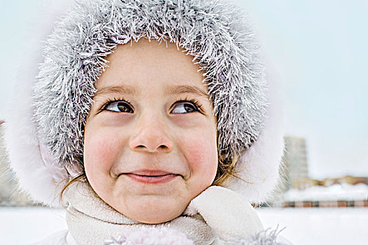 微笑,女孩,戴着,裘皮帽,室外,冬天