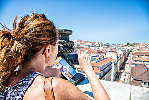 头像,年轻,女人,后视图,拍照,智能手机,高度,商业,里斯本,葡萄牙
