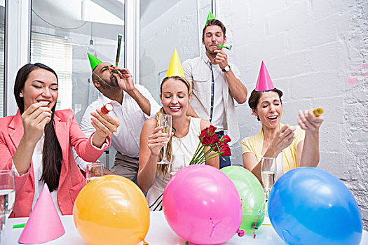 企业团队,庆贺,香槟,聚会尖角帽