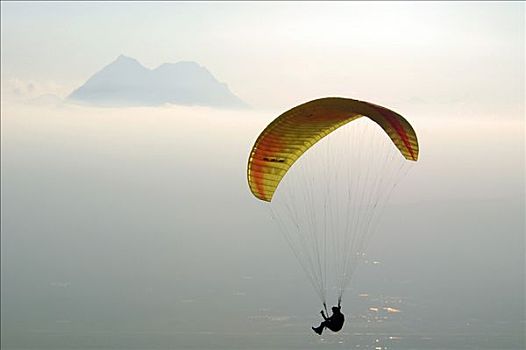 滑翔伞,上方,雾