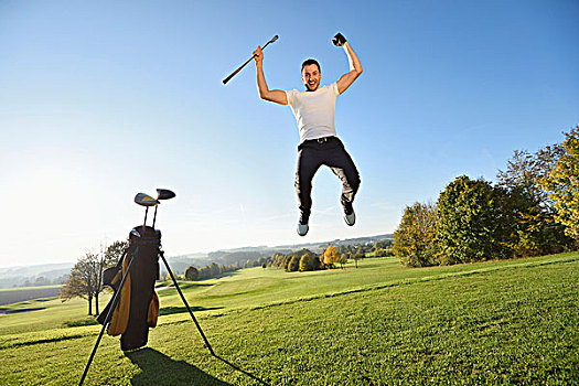 打高尔夫,跳跃,空中,高尔夫球场,巴伐利亚,德国