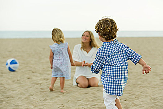 男孩,玩,海滩,家庭,背景