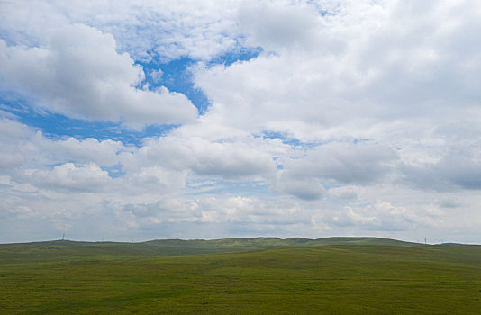 航拍内蒙古千里景观公路207国道沿途草原风光
