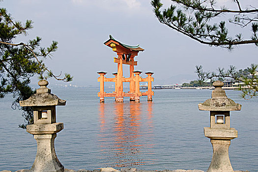 严岛神社