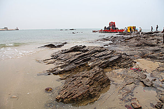 北海,海枯石烂,礁石,沙滩,浴场,游客,海水,海浪,风光,自然,冠头岭