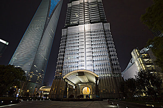 上海浦东陆家嘴的地标建筑,环球金融中心,金茂大厦,的夜景