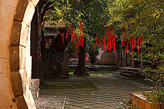 甘肃天水南郭寺