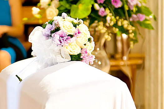 新娘手花,教堂,桌子