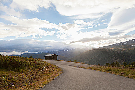 日光,乡村道路,山景,尤通黑门山,国家公园,洛姆,奥普兰,挪威